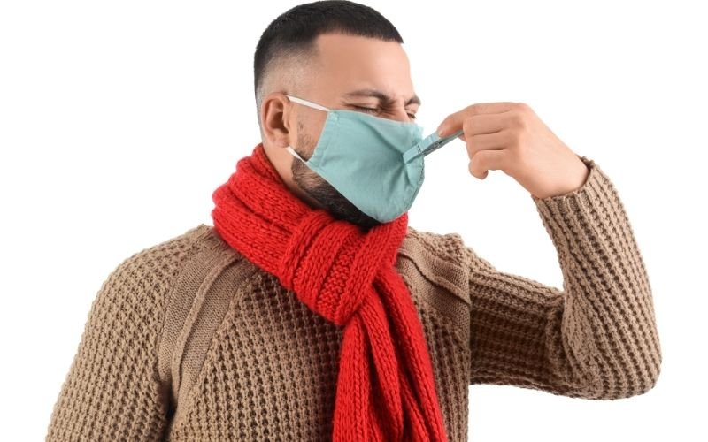 Stuffy Nose Allergy vs Cold: Why Congestion Doesn’t Go Away in 2025